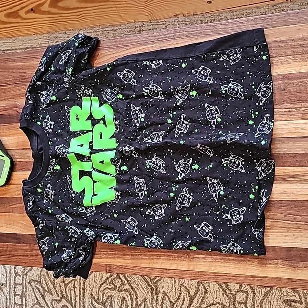 Youth Star Wars short sleeve t shirt Yoda Disney Medium (7/8)